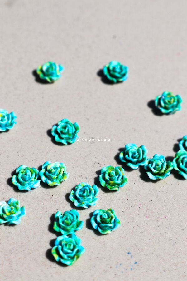 Aplique Decoracion Rositas x20u - ISSI Supplies - Solo en Pink Pot Plant