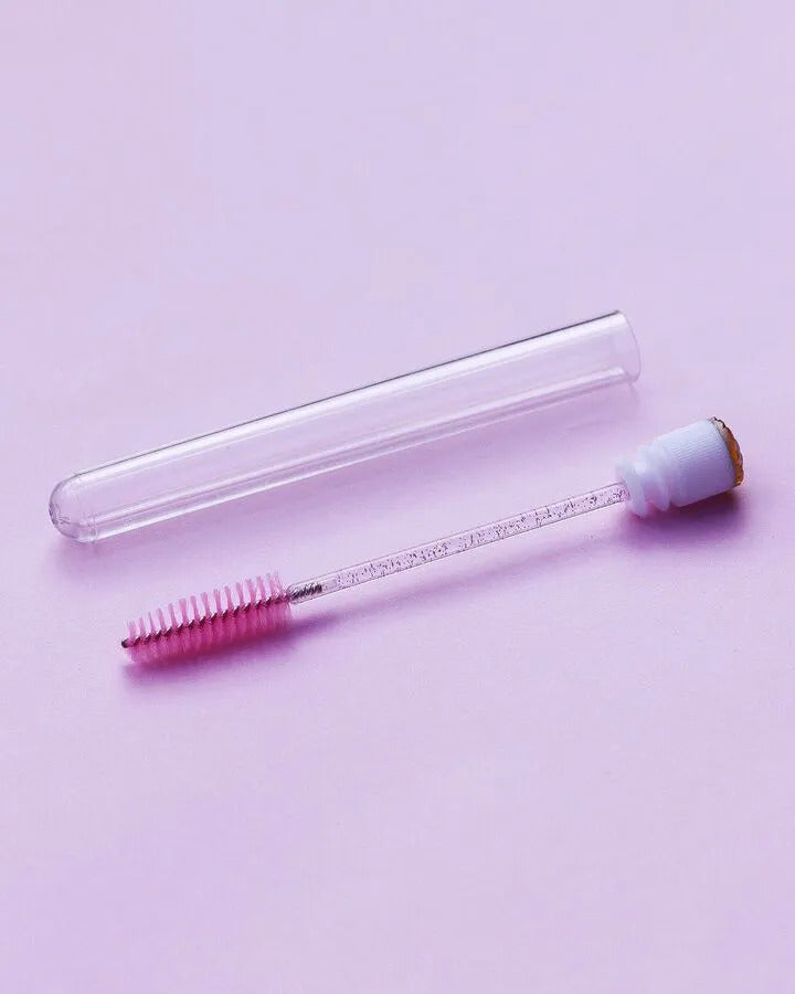 Cepillo descartable para pestañas en tubo - Solo en Pink Pot Plant