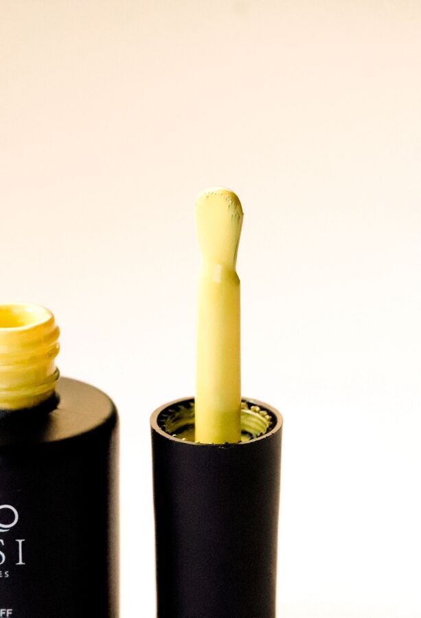 Esmalte semipermanente tono C11 - ISSI Supplies -  Solo en Pink Pot Plant