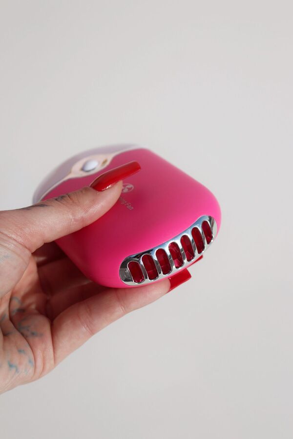 Mini ventilador rosa a bateria - entrada usb-C - Solo en Pink Pot Plant