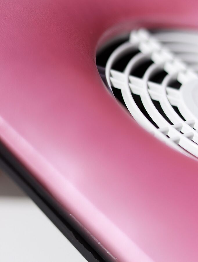 Extractor de polvo para uñas Rosa - Solo en Pink Pot Plant