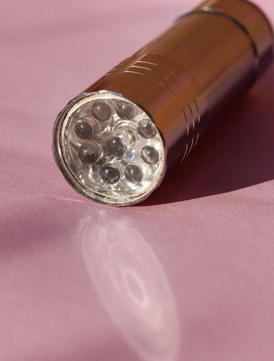 Linterna Led/Uv 18W Roja - ISSI Supplies - Solo en Pink Pot Plant