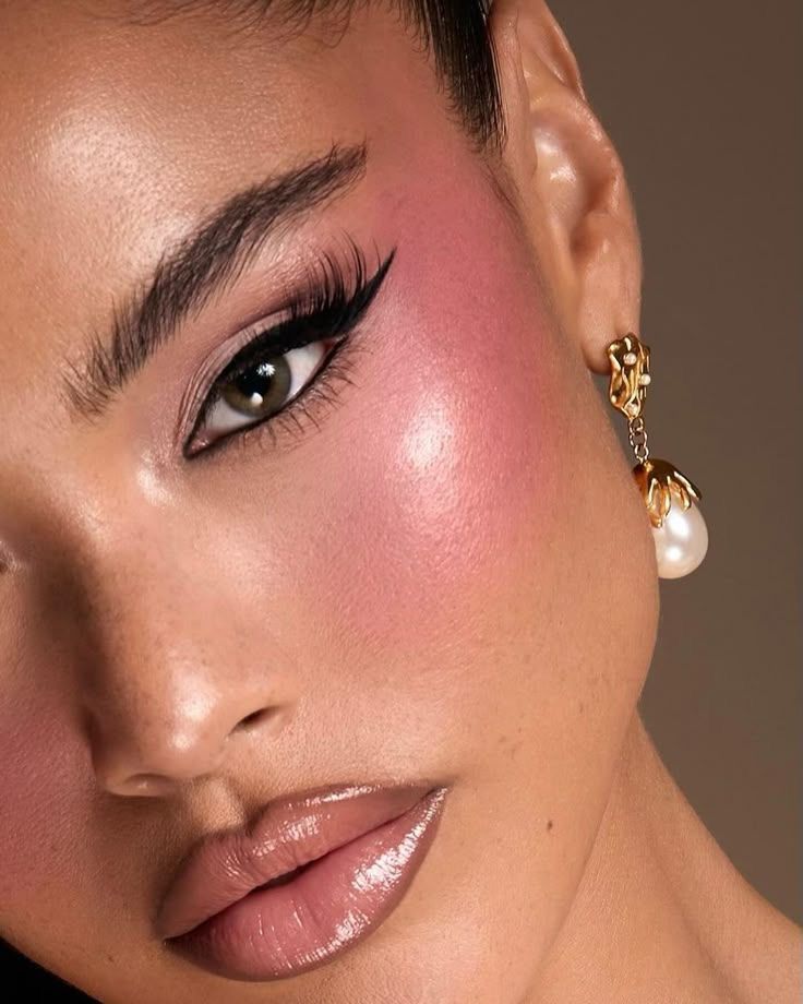 Maquillaje - Pink Pot Plant